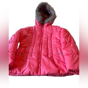 London Fog Girls  Hooded w/Faux Fur Jacket Size L14-16 Peach color.